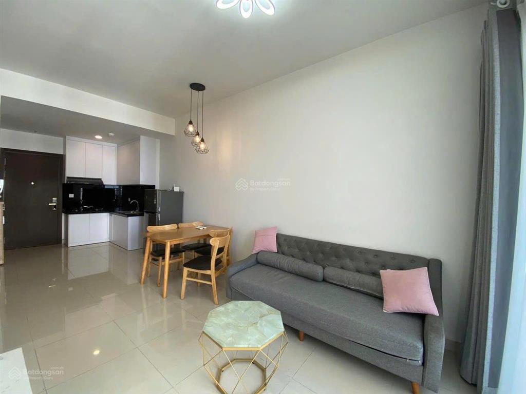 Bán căn 5.9 tỷ novaland golden mansion gần sân bay 69m2 đầy đủ nội thất tầng cao thoáng mát