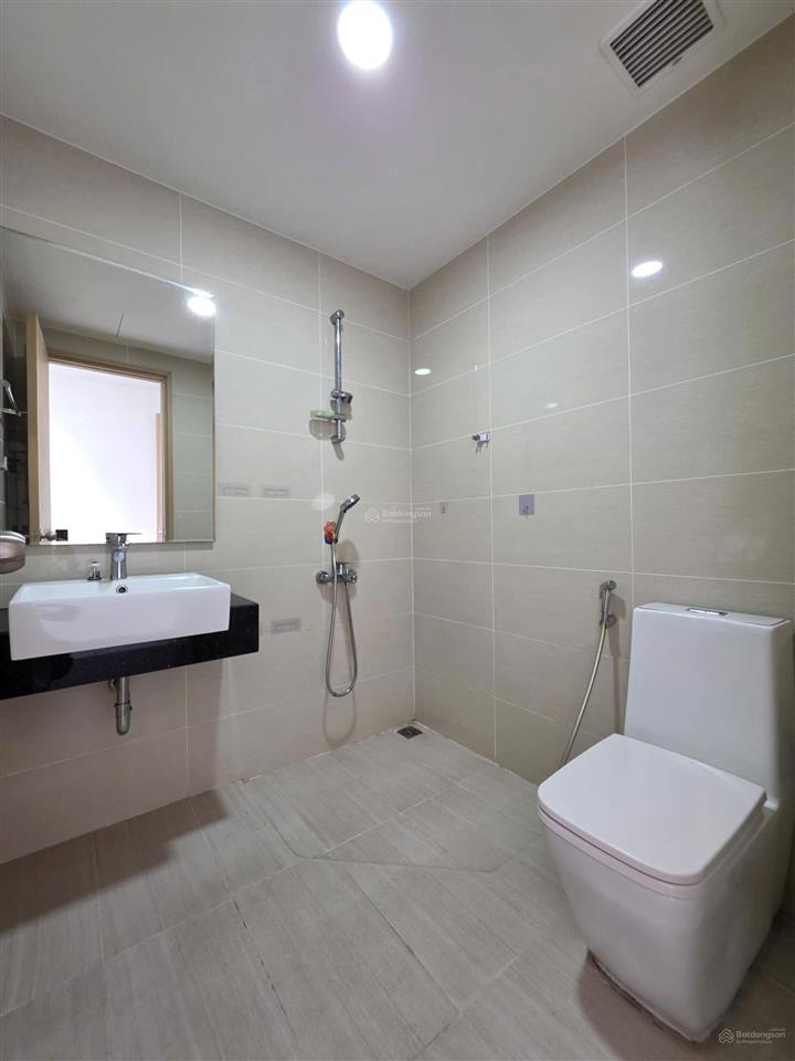 Bán căn 5.9 tỷ novaland golden mansion gần sân bay 69m2 đầy đủ nội thất tầng cao thoáng mát