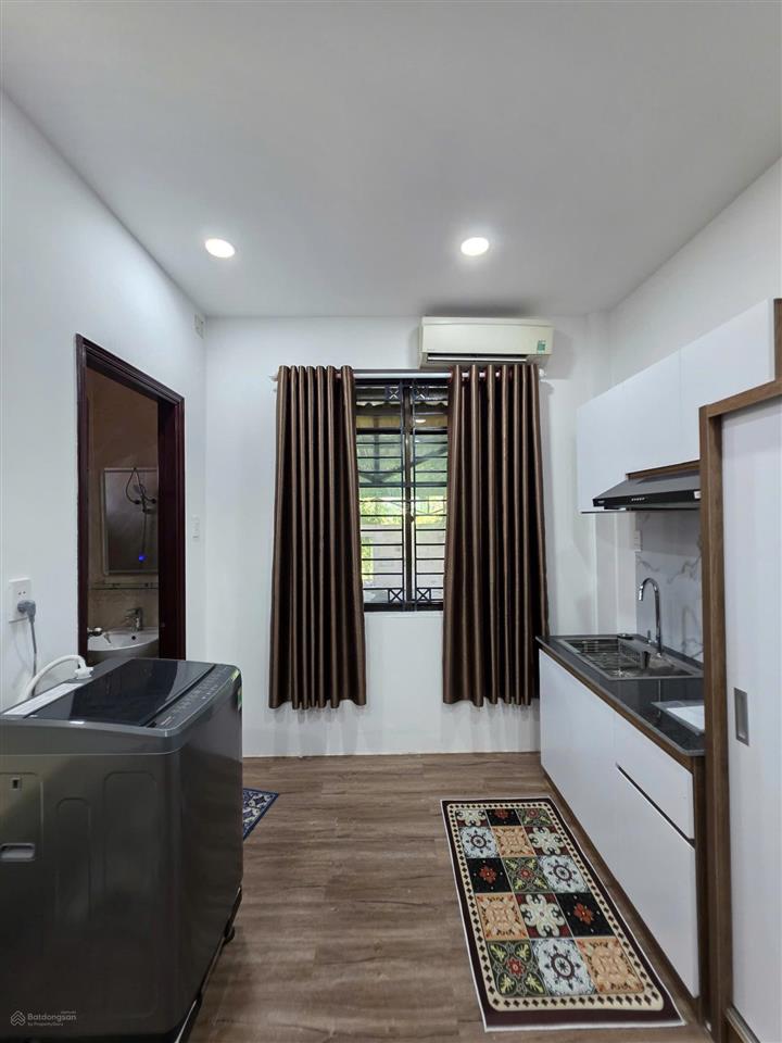 Cho thuê chdv an ninh gần sân bay 7 triệu giá tốt đầy đủ nội thất 40m2 có bảo vệ có slot xe hơi