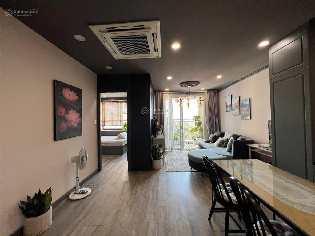 Căn hộ the botanica view nam nội thất cao cấp 18 triệu 73m2 2 phòng đầy đủ tiện nghi gần sân bay