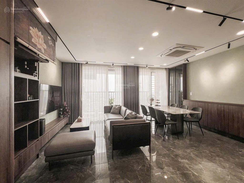 Bán căn 3 phòng 83m2 8,3 tỷ nội thất cao cấp view đông nam tầng cao thoáng mát orchard parkview