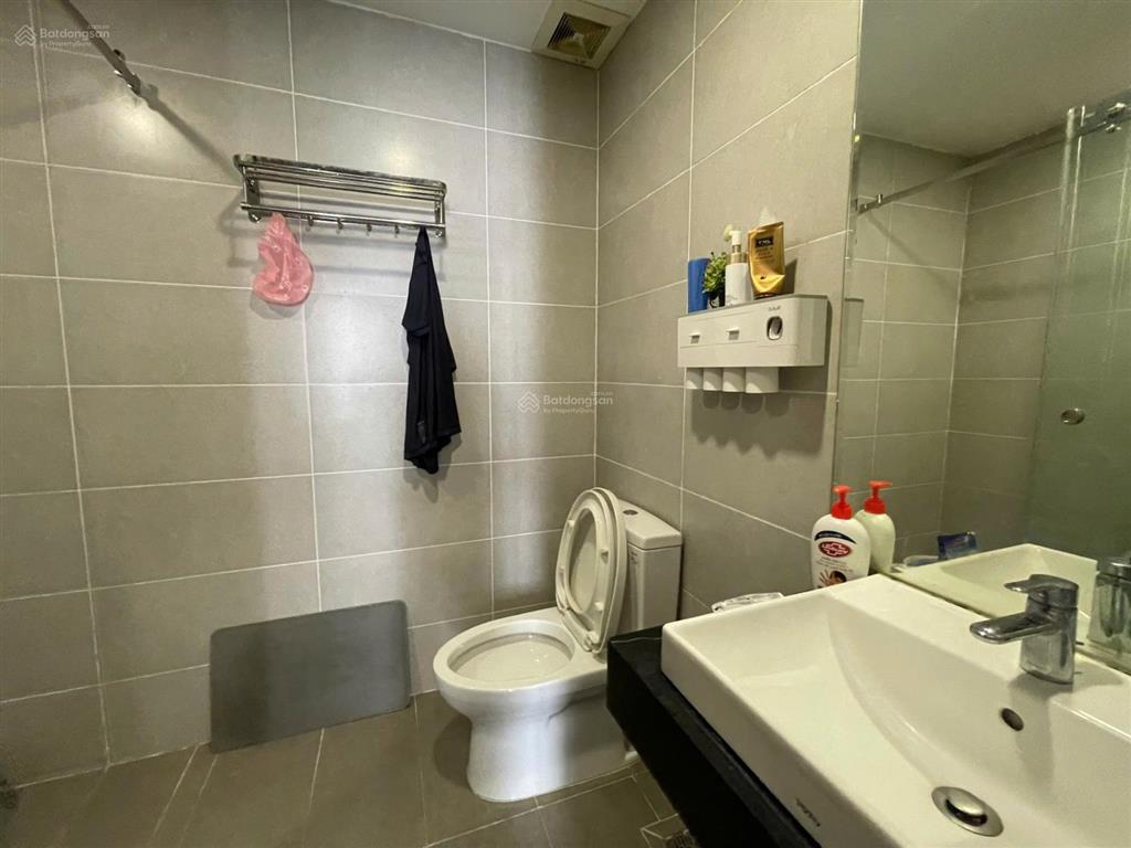 Bán căn 2 phòng ngủ hđmb 69m2 2đầy đủ nội thất cao cấp tầng cao view đẹp orchard parkview novaland