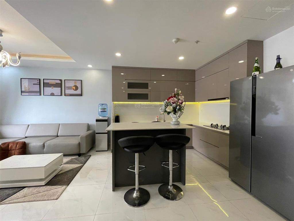 Bán căn 2 phòng ngủ hđmb 69m2 2đầy đủ nội thất cao cấp tầng cao view đẹp orchard parkview novaland