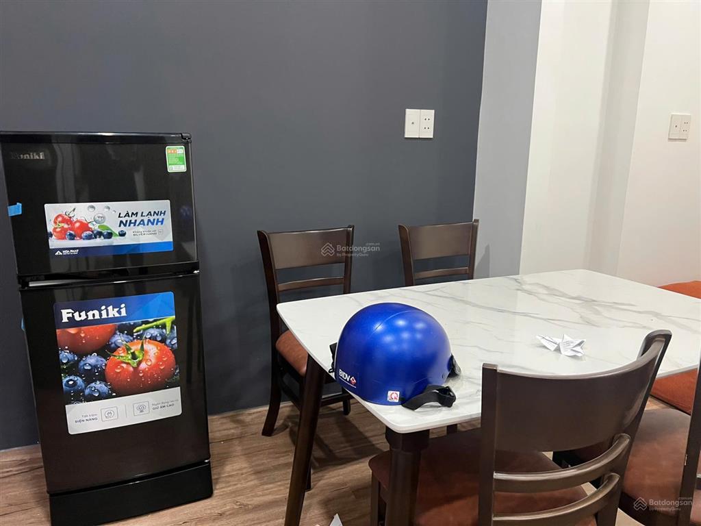 Cho thuê phòng hẻm 121 hồng hà nhà đầy đủ tiện nghi 7 triệu 35m2 vào ở ngay an ninh sạch sẽ
