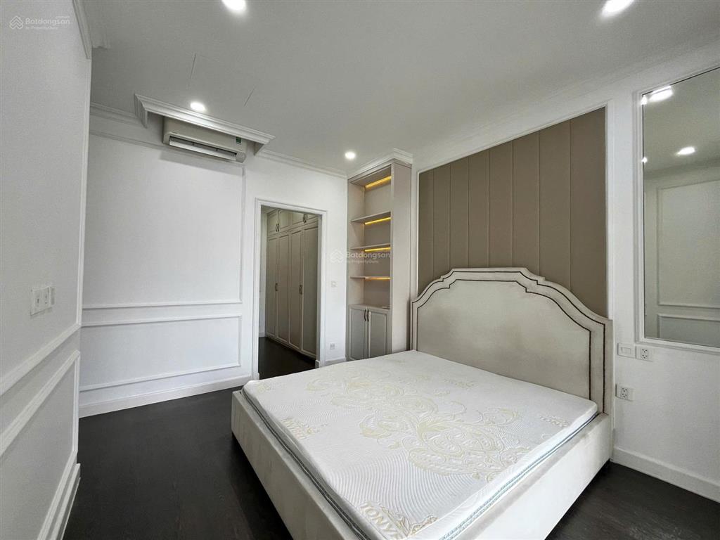 Bán căn golden mansion novaland khu sân bay 8,55 tỷ 103m2 view hồ bơi gm2 căn số 9 đầy đủ nội thất