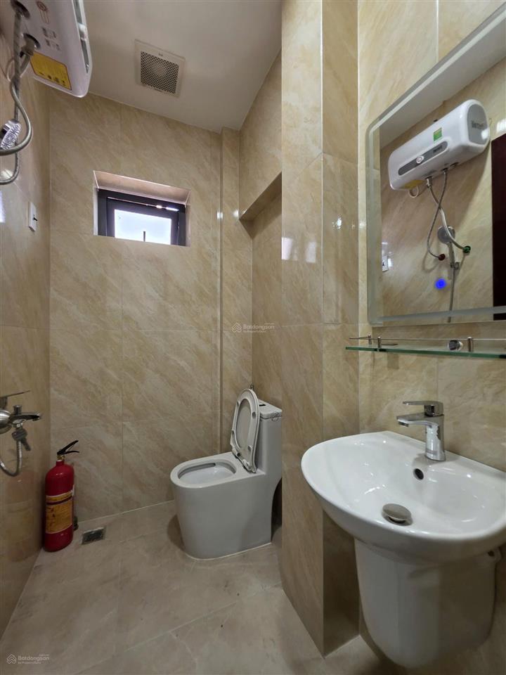 Cho thuê căn hộ mini 35m2 7 triệu gần công viên gia định hẻm 121 hồng hà an ninh đầy đủ nội thất