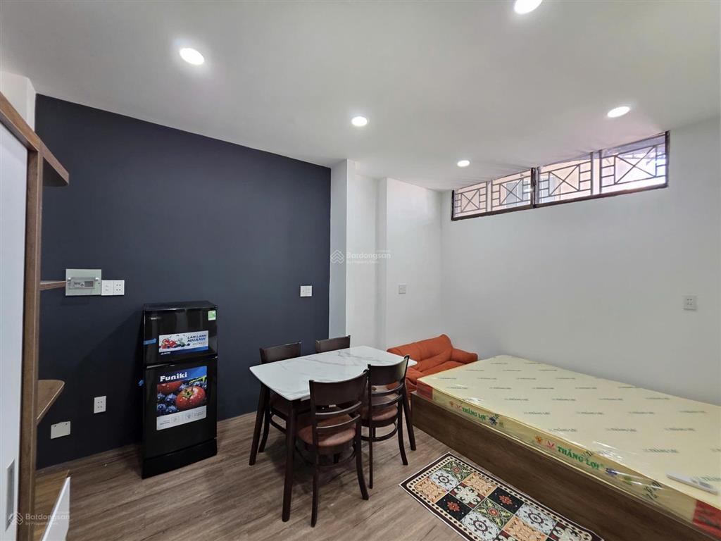 Cho thuê căn hộ mini 35m2 7 triệu gần công viên gia định hẻm 121 hồng hà an ninh đầy đủ nội thất