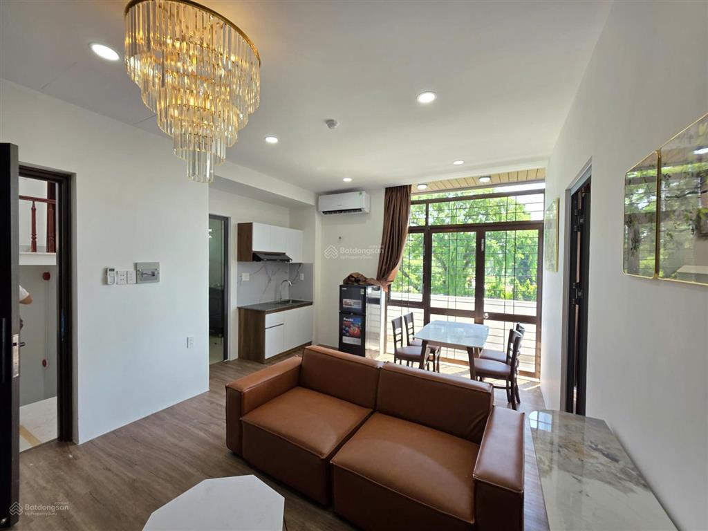 Căn hộ dịch vụ đầy đủ nội thất 35m2 chỉ 7 triệu vào ở ngay gần sân bay công viên gia định