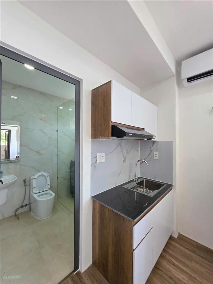 Căn hộ dịch vụ đầy đủ nội thất 35m2 chỉ 7 triệu vào ở ngay gần sân bay công viên gia định