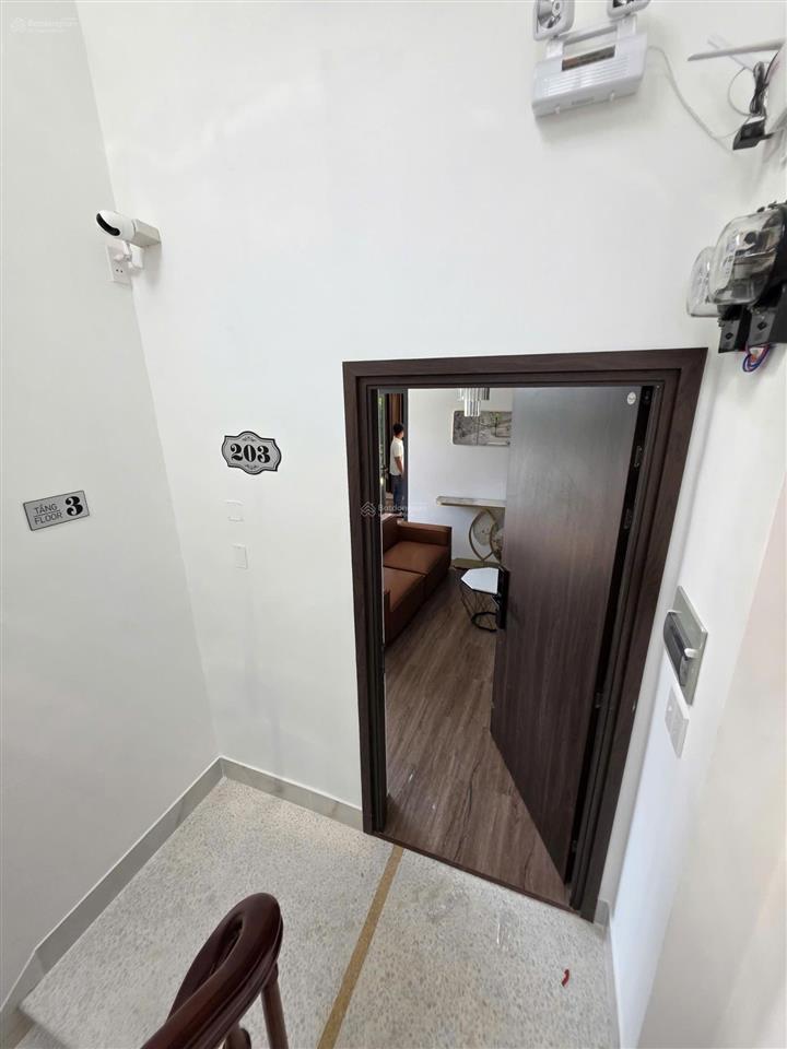 Căn hộ dịch vụ đầy đủ nội thất 35m2 chỉ 7 triệu vào ở ngay gần sân bay công viên gia định