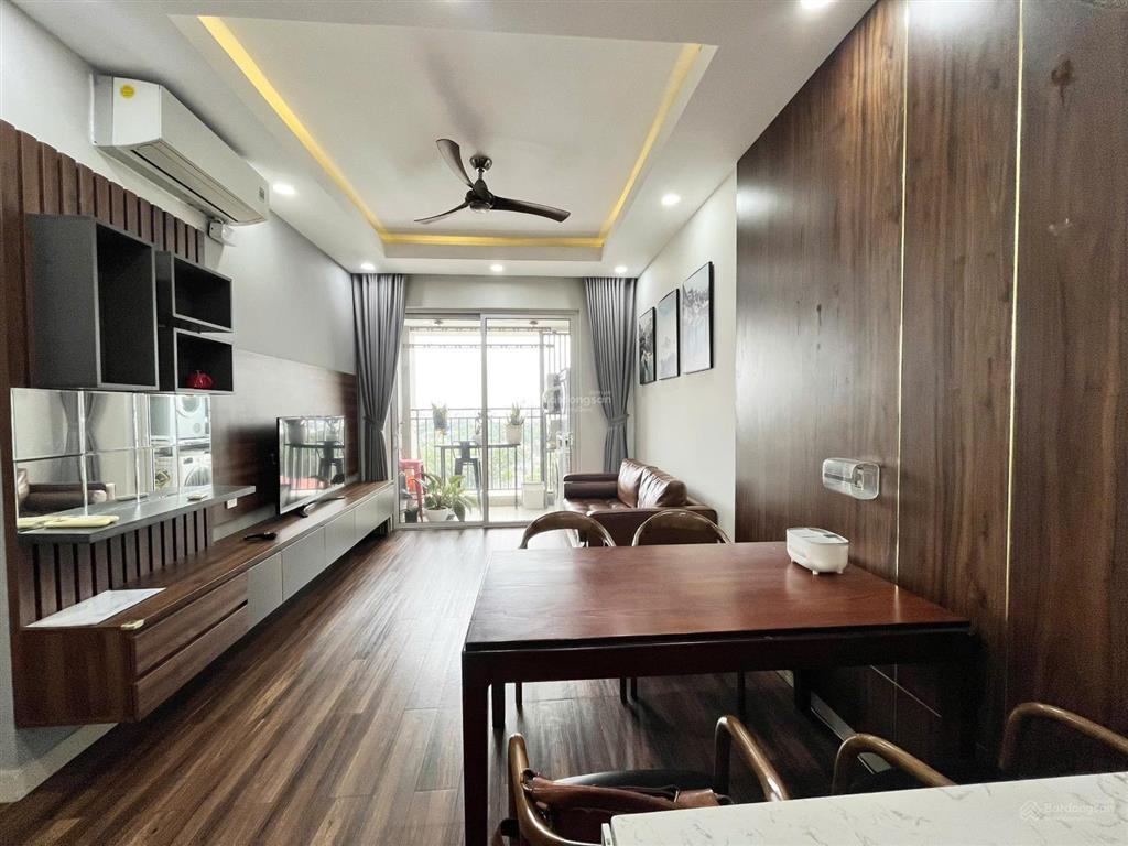 Cho thuê căn botanica premier 2 phòng 17 triệu đầy đủ nội thất gần sân bay công viên gia định