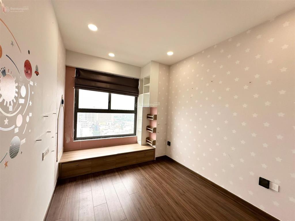 Golden mansion tháp gm3 novaland khu sân bay 69m2 2 phòng 5,48 tỷ giá tốt tầng trung view công viên