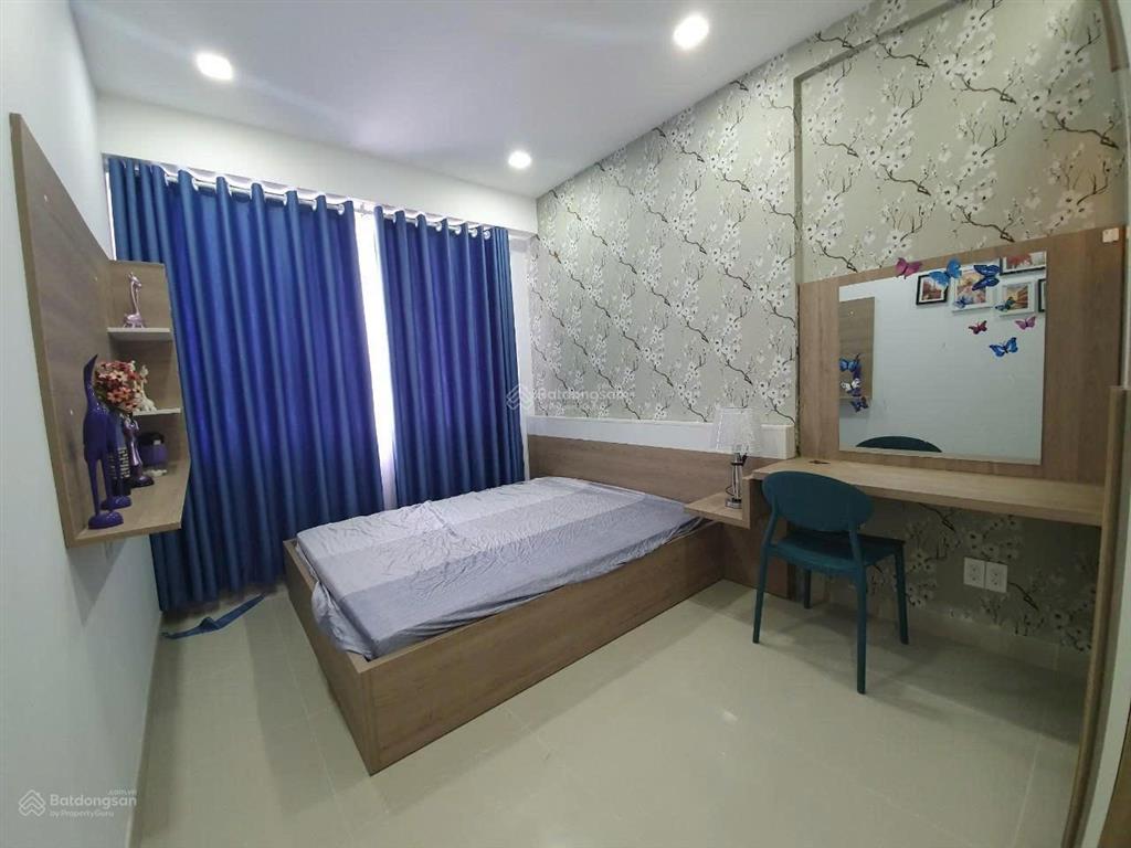 Bán căn 2 phòng the botanica novaland khu sân bay 57m2 đầy đủ tiện nghi tầng trung thoáng mát