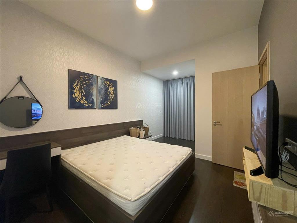 Bán căn view công viên 69m2 đầy đủ nội thất gm3 đầy đủ 2 phòng ngủ novaland golden mansion