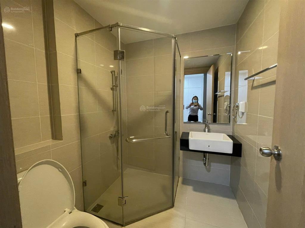 Bán căn view công viên 69m2 đầy đủ nội thất gm3 đầy đủ 2 phòng ngủ novaland golden mansion