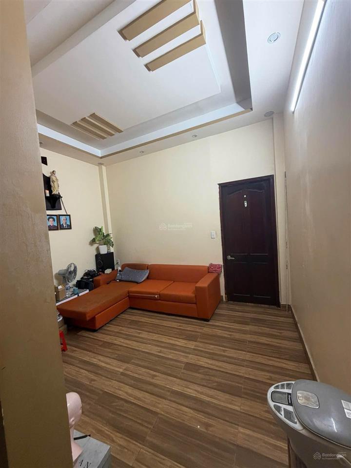 Mtkd đỗ nhuận72m2(4x18)3 tầng10 ti xiu