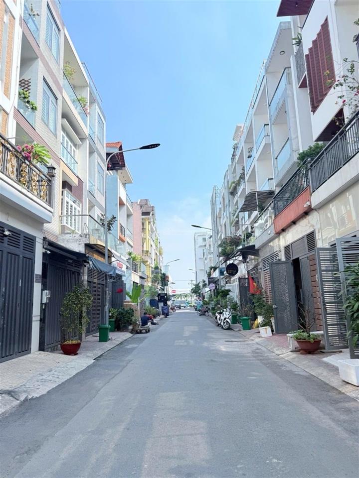 Mtkd đỗ nhuận72m2(4x18)3 tầng10 ti xiu