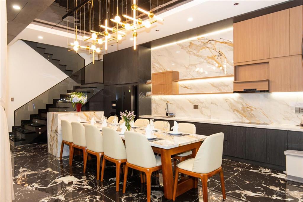 Chính chủ cần bán villa luxury ngay khu nam việt á vị trí nhìn qua pháo hoa đà nẵng
