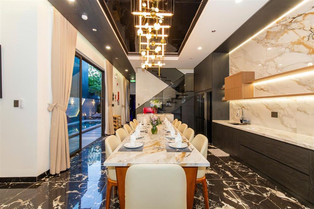 Chính chủ cần bán villa luxury ngay khu nam việt á vị trí nhìn qua pháo hoa đà nẵng