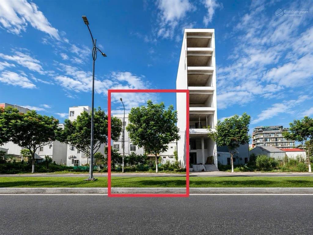 Chính chủ cần bán cặp vương thừa vũ gần biển, giá bán 43,5 tỷ, biển sơn trà, đà nẵng