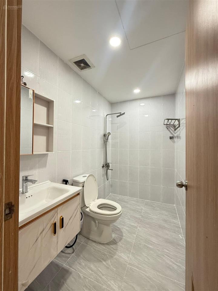 Bán căn hộ jamona city đào trí full nội thất, view thoáng tầng cao dt 73 m2 2 pn 2wc sổ hồng riêng