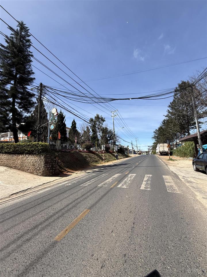 Hạ giá bán gấp nhà mặt tiền trại mát, phường 11, thành phố đà lạt 9 tỷ