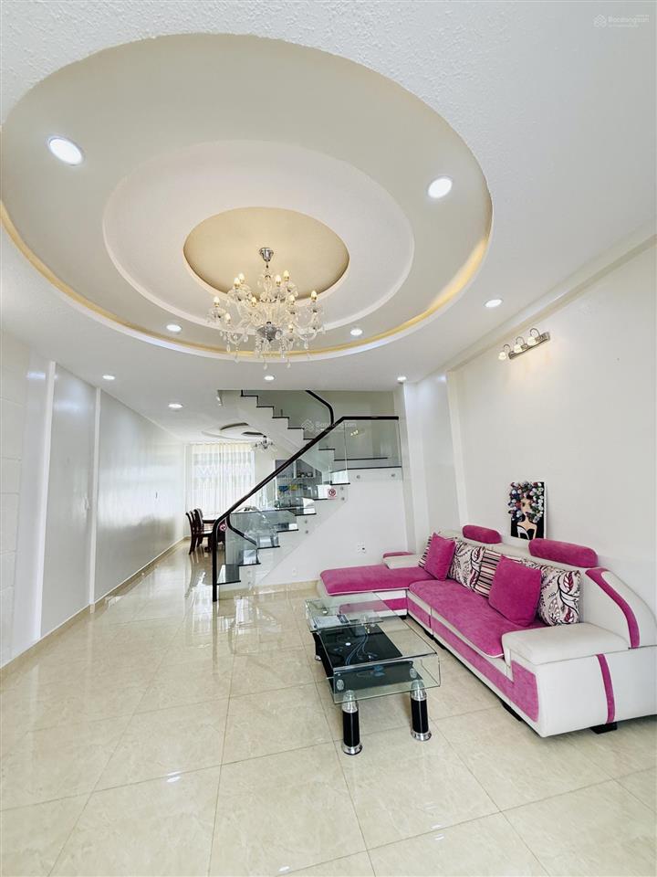 Bán nhà phố phường 4 thành phố đà lạt giá 8,5 tỷ đã hoàn công