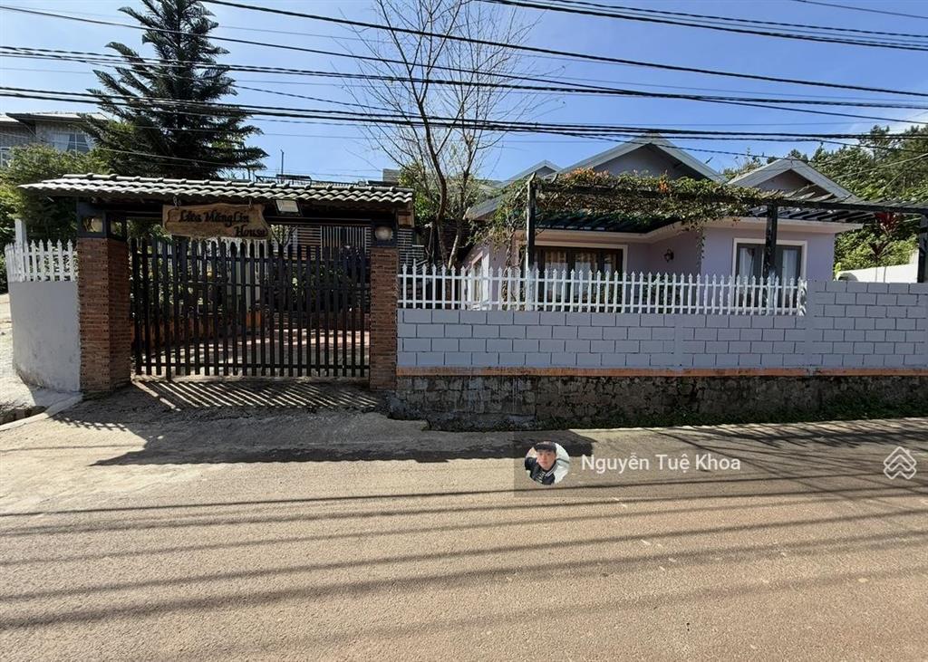 Hạ giá bán nhà sân vườn tại măng lin phường 7 đà lạt 300m2 10tỷ200tr
