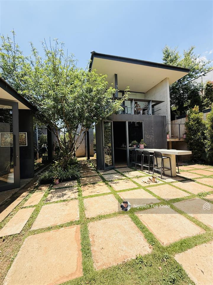 Bán villa sân vườn nghỉ dưỡng view đẹp 1630m2 giá 24tỷ