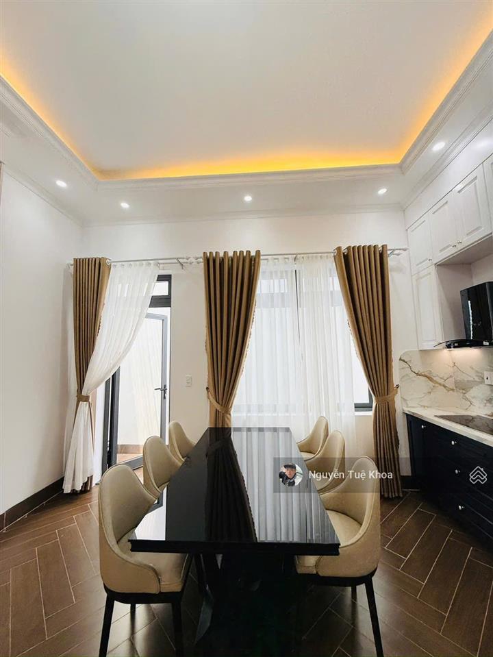 Bán nhà phố đường an sơn đà lạt giá 9,8tỷ