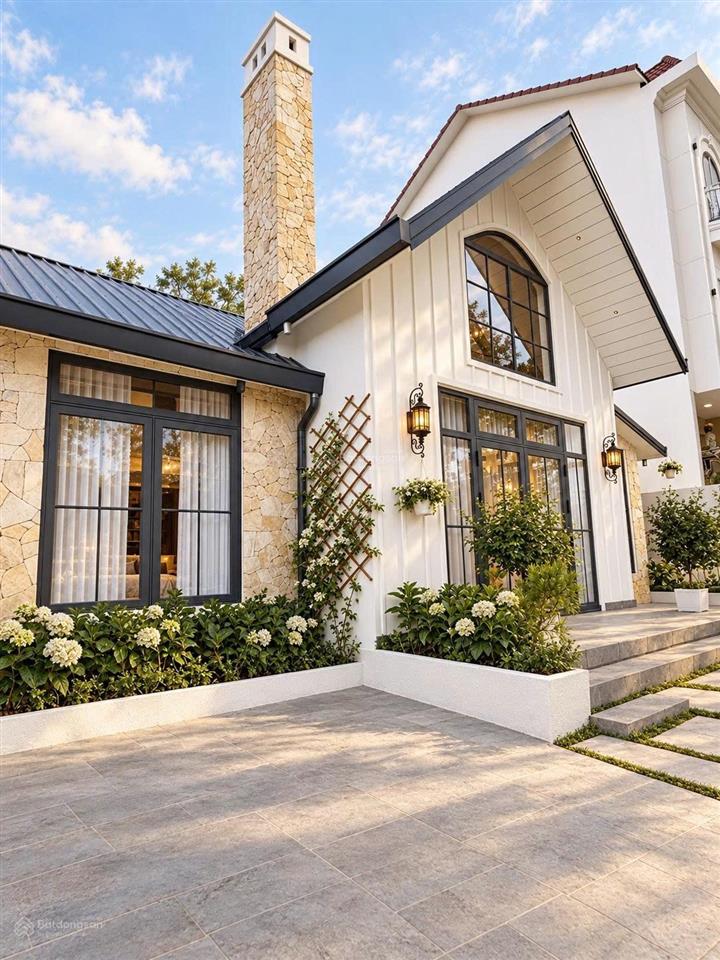 Villa hai mặt tiền phường lâm viên đà lạt 7,2 tỷ