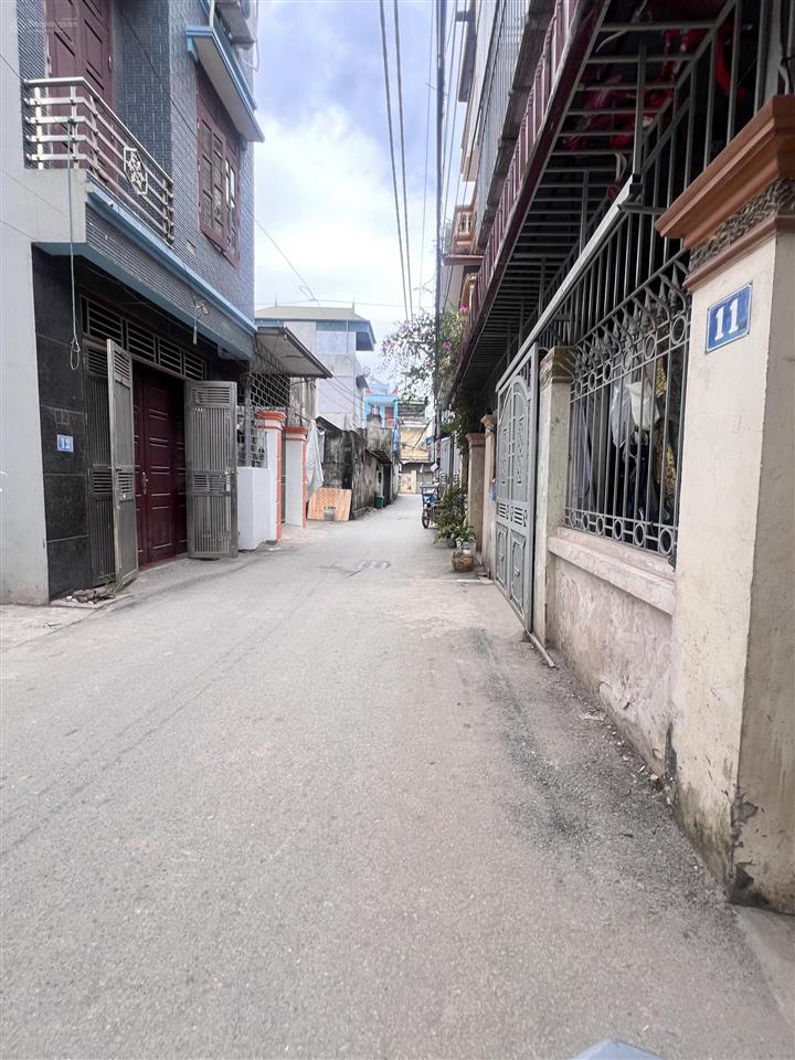 Siêu phẩm có 102 yên lộ, đất dt 48m mặt tiền 4m, lô góc 2 mặt ngõ, ô tô tránh, ngõ thông rộng