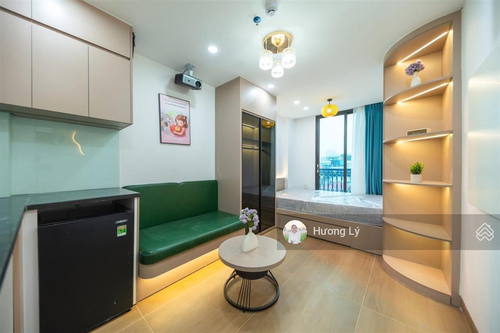 Căn hộ dịch vụ vip hoàng đạo thành 100m x 8 tầng thang máy, 25 phòng kk, doanh thu 180tr, 2 tỷ/năm