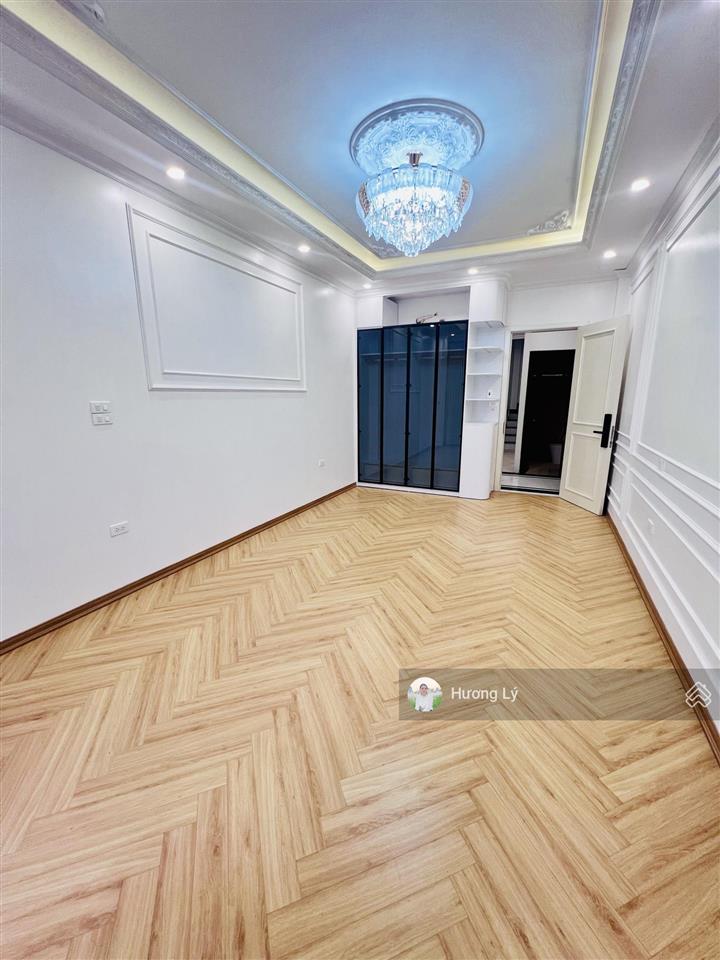 Rẻ hơn thị trường 2 tỷ! bán nhà thanh bình 42m x 6 tầng thang máy, ô tô vào nhà, kinh doanh đỉnh