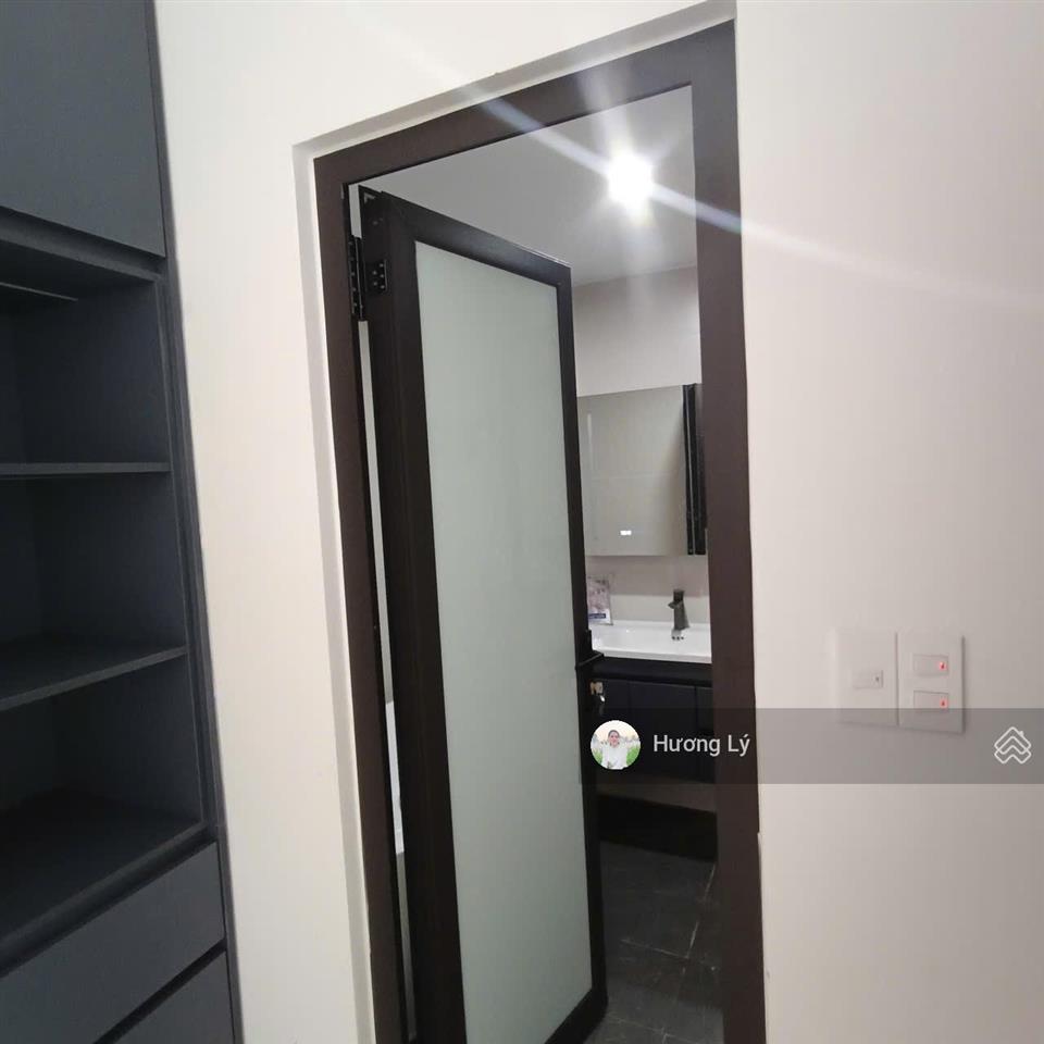 Mặt phố bà triệu 64m x 5 tầng, thang máy, thông sàn, kinh doanh, mt 4,6m, vị trí đắc địa