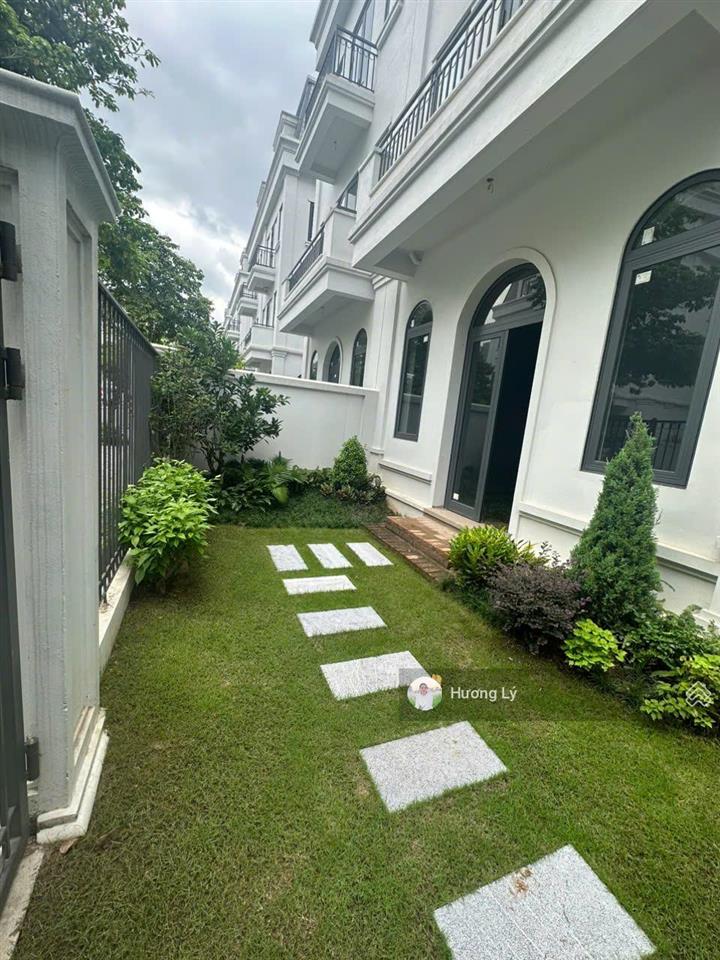 Bán biệt thự dương nội 212m x 4 tầng, mặt tiền 8.5m, vỉa hè kinh doanh, chỉ 197tr/m