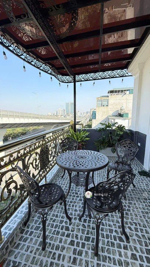 Cực sốc! mặt phố đại la 40m 7 tầng thang máy, kinh doanh đỉnh cao, nội thất sang, vỉa hè đá bóng