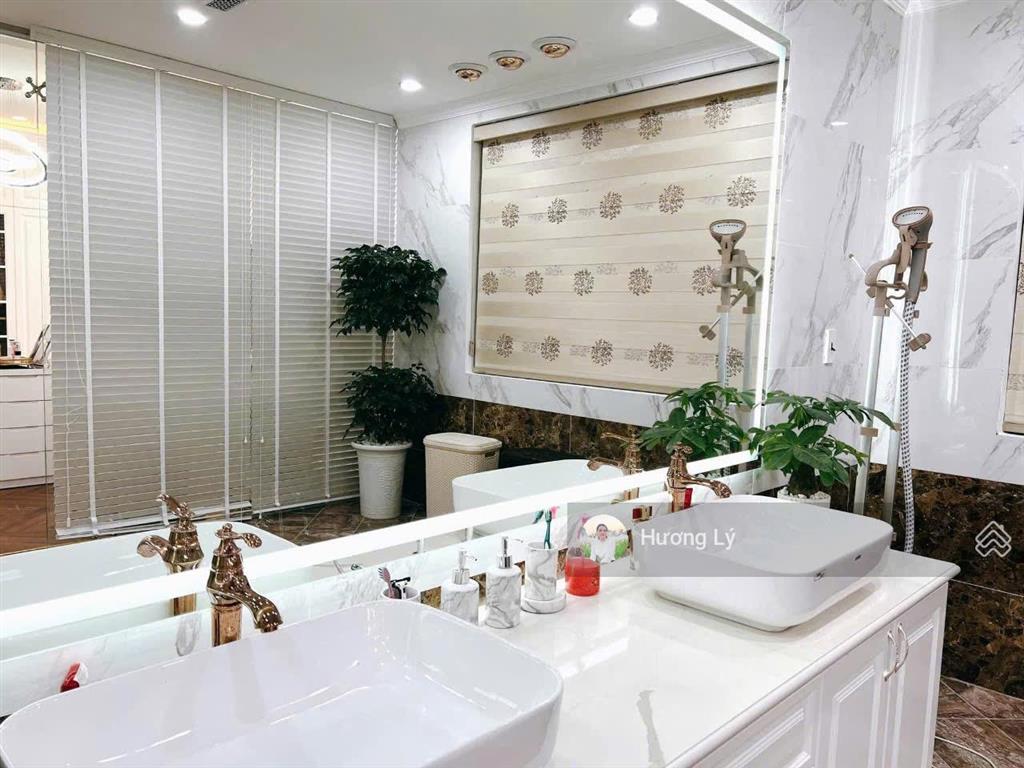 Bán nhà bt geleximco lê trọng tấn 160m2 x 4 tầng, mt 8m, khuôn viên rộng, nội thất cao cấp