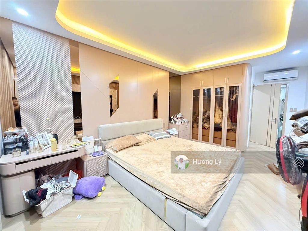 Bán nhà phân lô ngô thì nhậm 40m x 5 tầng, ô tô đỗ cửa, nội thất hiện đại, giá 12.9 tỷ