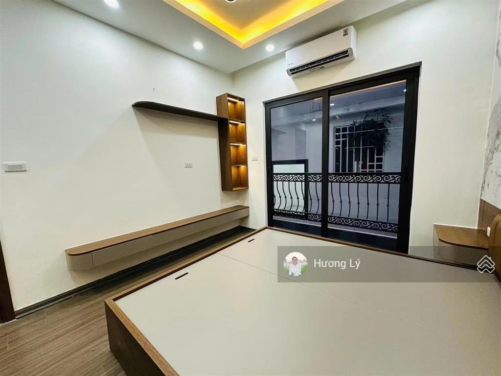 Đẳng cấp! bán nhà trương định 50m x 5 tầng, mt 5m, thang máy, full nội thất cao cấp, 11,8 tỷ
