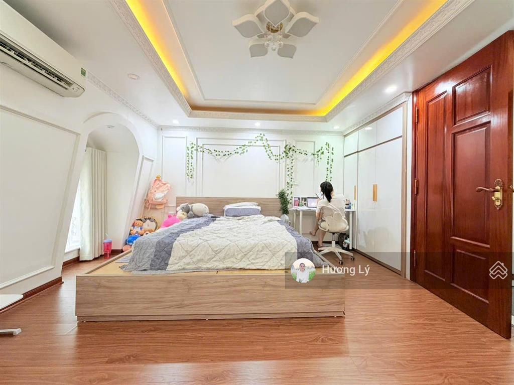 Bán nhà lk lacasta văn phú 73m x 5 tầng, mt 5m, ô tô vào nhà, kinh doanh, vỉa hè rộng