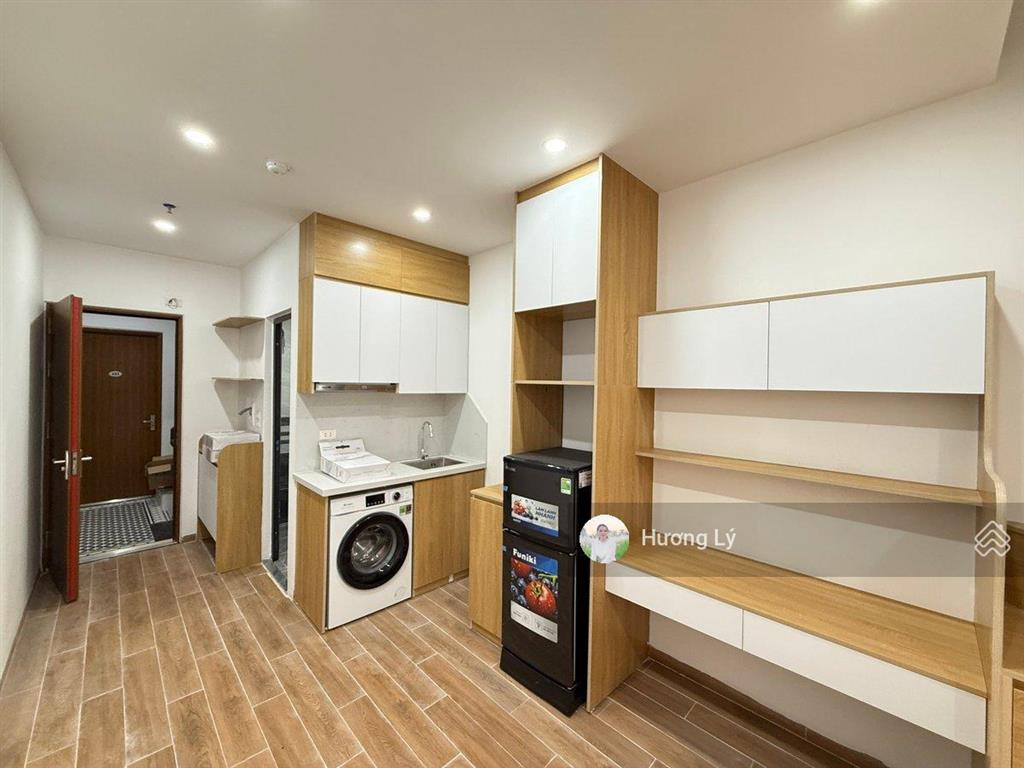 Bán chdv vũ tông phan 125m2 x 7 tầng thang máy, 28 phòng kk, doanh thu 2.2 tỷ, ô tốp vào nhà