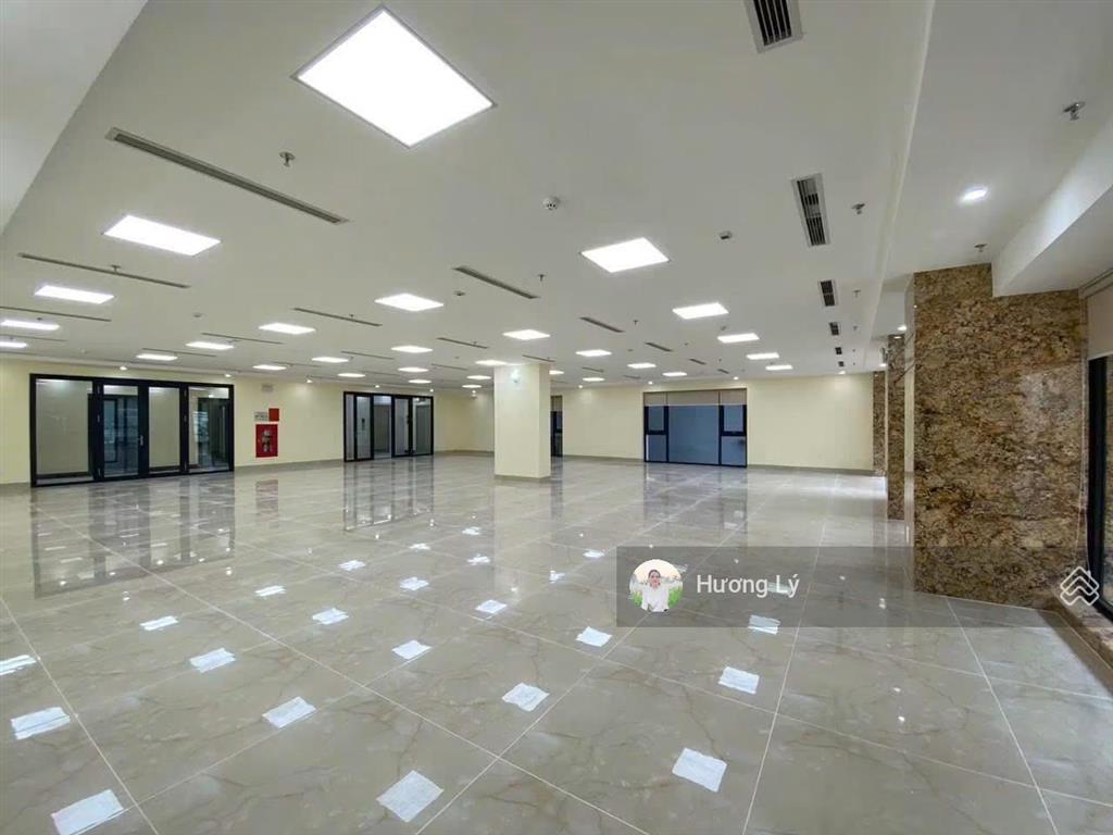 Đẳng cấp vị thế! tòa nhà vp hạng a tây hồ 350m x 9 tầng, mặt tiền 15m, vị trí kim cương, siêu vip