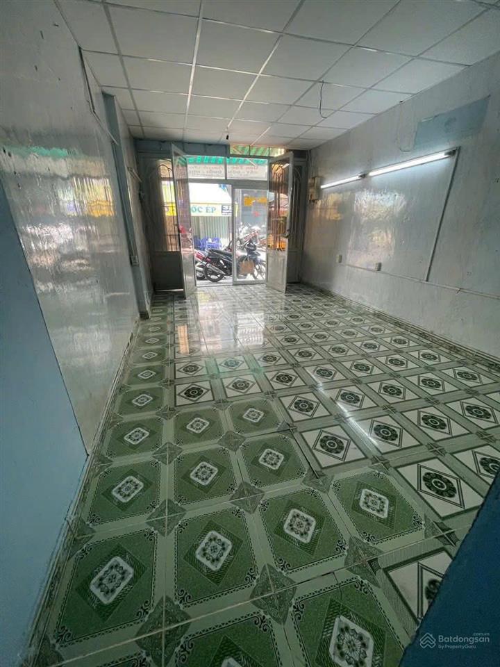 Cho thuê nhà mặt tiền chu văn an, p. 26, 3.6x12m, 1 trệt, 1 gác, 12tr, tl