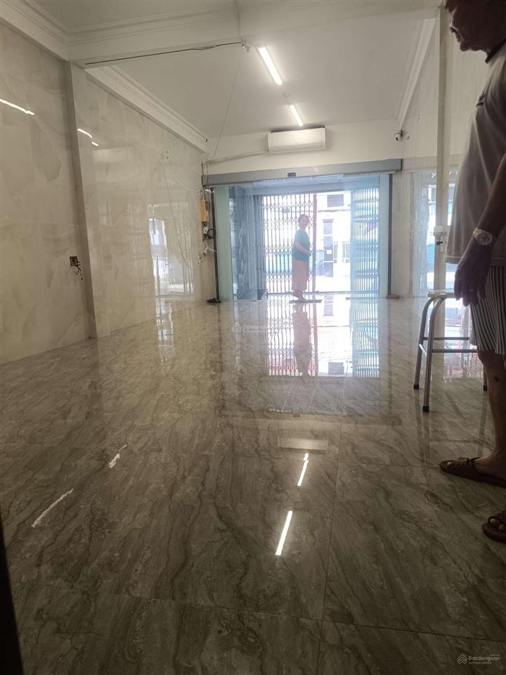 Cho thuê mb nguyễn văn thương, 4x15m, wc riêng, 12tr