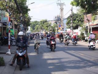 Nhà mặt tiền nguyễn văn quá . phường đông hưng thuận .1 lầu . 4.3 x 30 . nhỉnh hơn 12 tỷ .