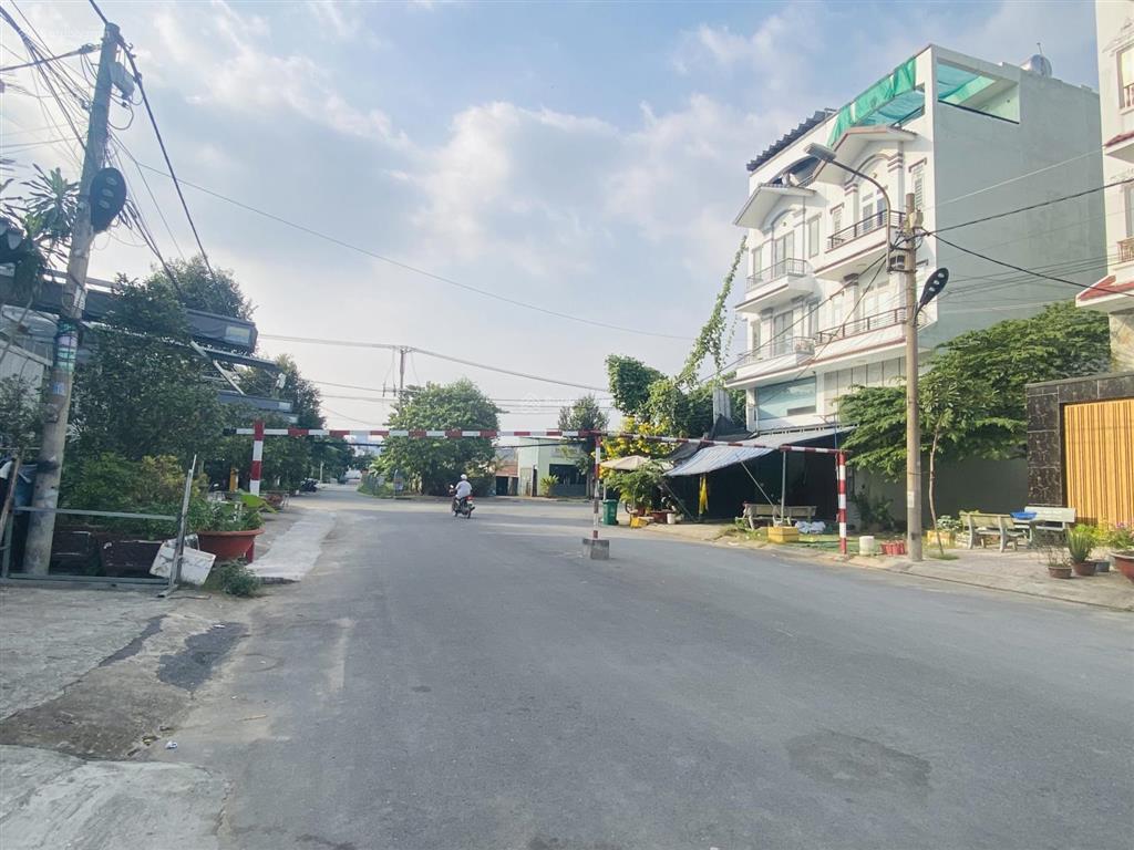 Bán đất nền (5x21m) lê bôi  quận 8  nhỉnh 5tỷ