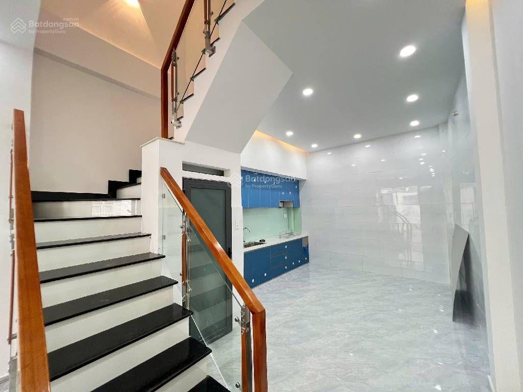 Bán nhà mới đẹp đường nguyễn thị tần quận 8  300m qua quận 5  chỉ 7. xxtỷ