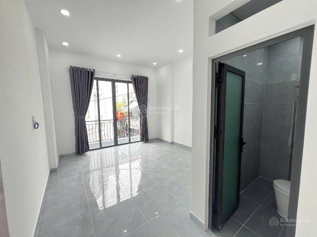 Bán nhà mới đẹp đường nguyễn thị tần quận 8  300m qua quận 5  chỉ 7. xxtỷ