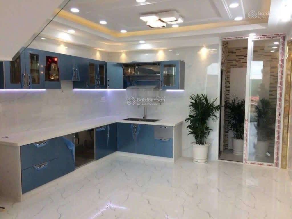 Cần bán gấp nhà đẹp  huỳnh tấn phát quận 7  nhỉnh 7.xtỷ.